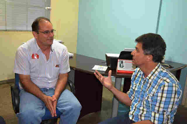 Expedito intermedia reunião com Aécio para PSDB encampar luta dos ex-servidores da Funasa contaminados pelo DDT