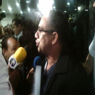 SUPLENTE SE DIZ USADO, ATACA RELATÓRIO E ABANDONA SESSÃO