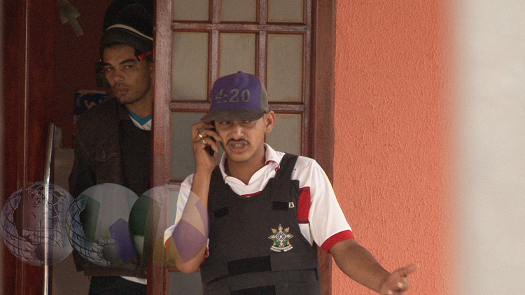 TRIO É PRESO APÓS TENTATIVA DE ASSALTO EM CASA DE EMPRESÁRIO NA CAPITAL; Fotos