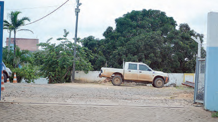 Eletronorte aluga 40 carros, mas tem 90 veículos parados