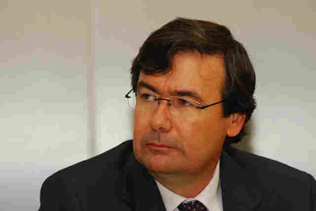 Ginásio Estadual é doado para Ouro Preto do Oeste