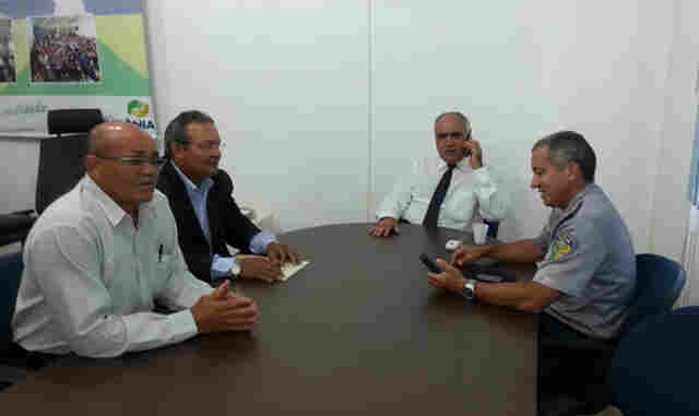 Governo confirma postos de policiais aposentados