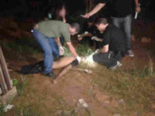 Homem é assassinado a tiros durante o domingo