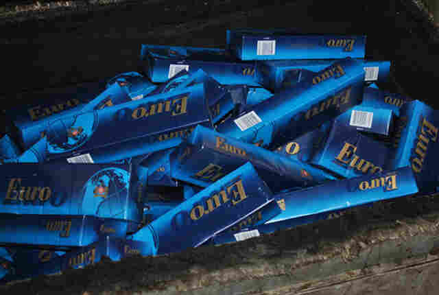 Receita Federal na Capital destrói oito toneladas de cigarros apreendidos no Estado