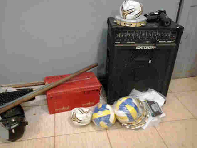 Seis são presos após furto e depredação em escola da Capital