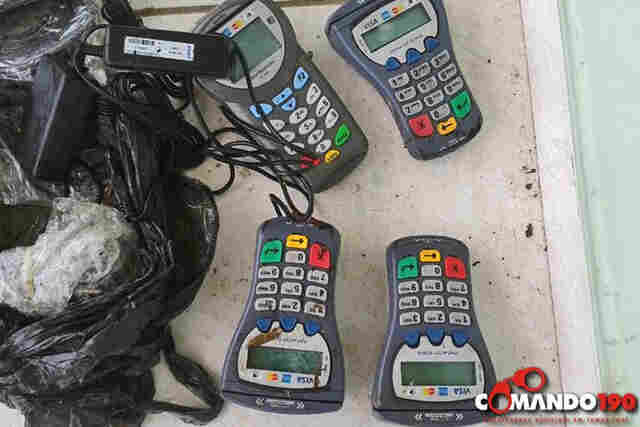 PM ENCONTRA MÁQUINAS PARA USO DE CARTÕES DE CRÉDITOS ENTERRADAS