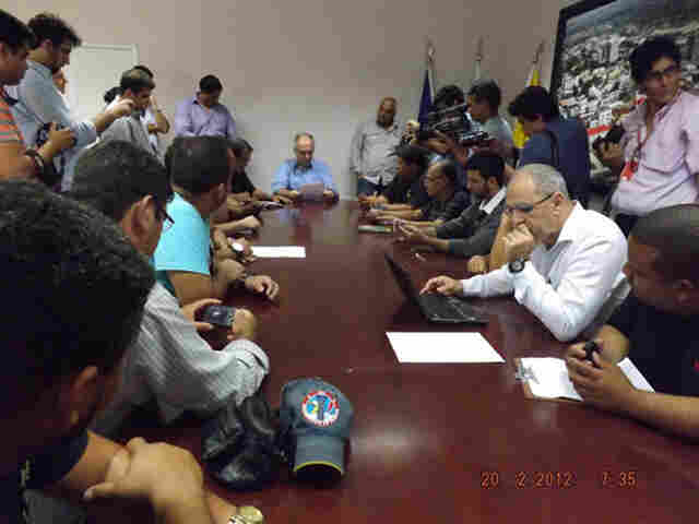 Na base da pressão: prefeito recebe comissão do movimento &#34;Porto Velho pede socorro&#34;