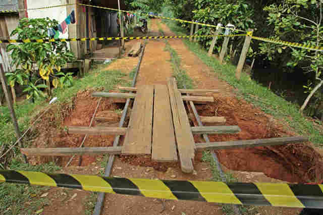Defesa Civil interdita trecho de rua no bairro Triângulo