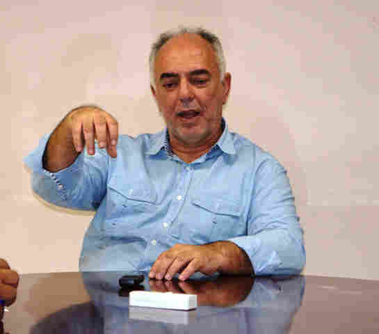 PREFEITO ADMITE FALHAS E DIZ QUE 2014 SERÁ &#34;BEM MELHOR&#34;