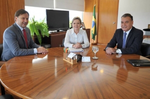 Projeto de R$ 200 milhões para conter alagações é reforçado por Jesualdo em Brasília