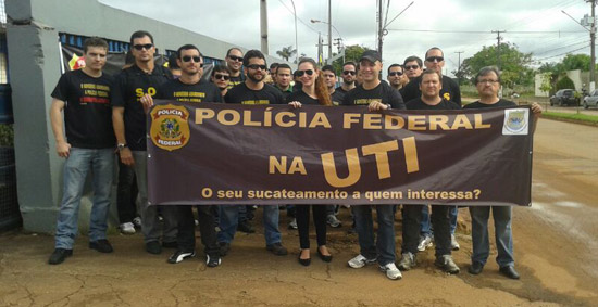 Agentes da PF paralisam atividades e denunciam sucateamento da instituição