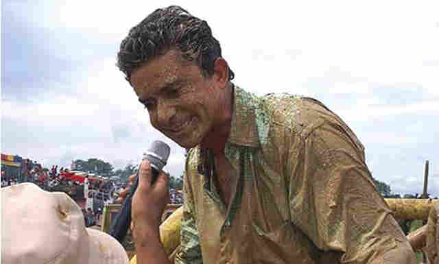 CÂMARA DA CAPITAL VOTA CONCESSÃO DE TÍTULO DE CIDADÃO HONORÁRIO A EX-SENADOR CASSADO POR CORRUPÇÃO