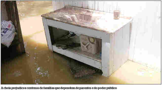 MAIS DE 2,5 MIL FAMÍLIAS JÁ DEIXARAM RESIDÊNCIAS