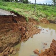 OBRA EMERGENCIAL LIBERA TRÁFEGO NA BR-364 EM CACOAL
