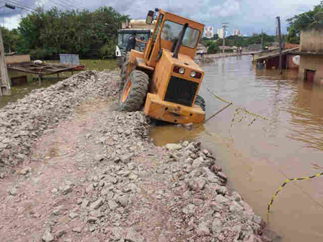Acidente com trator interdita balsa do Madeira