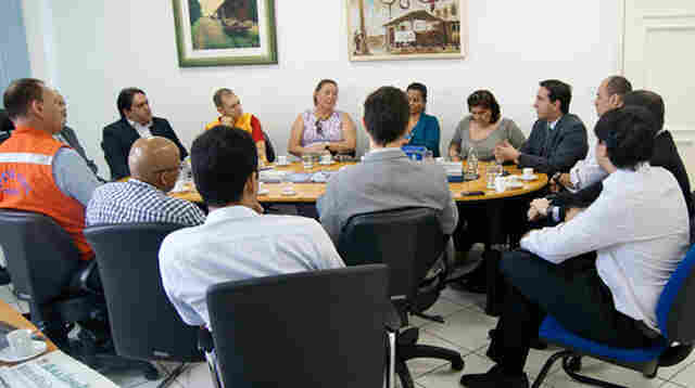 GOVERNO ADMITE CLIMATIZAR BARRACAS PARA DESABRIGADOS NO PARQUE DOS TANQUES