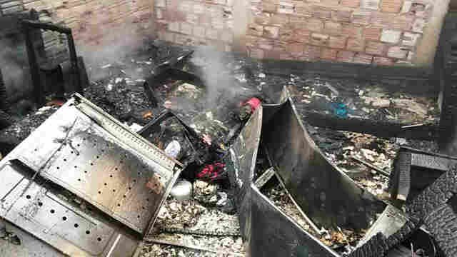 Inc&ecirc;ndio destr&oacute;i casa na Zona Sul