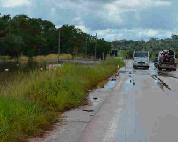 PRF LIBERA TODO O TRÁFEGO NA BR-364 NO SENTIDO ACRE