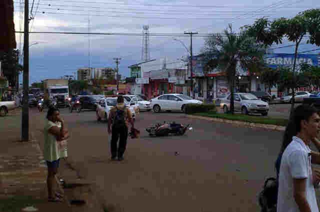 Acidente entre três motos mata um e deixa dois feridos