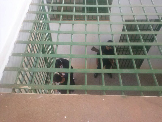 Agentes tem dificuldades para controlar princípio de motim em nova penitenciária