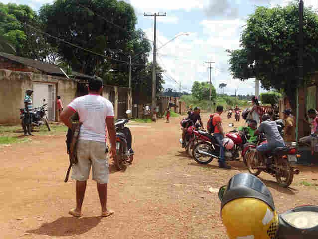 Eletrobras aproveita o domingo para cortar energia de moradores