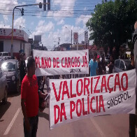 Policiais vão às ruas cobrar melhores condições de trabalho e valorização