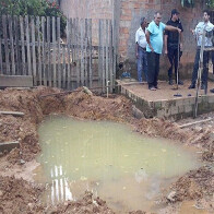 AGÊNCIA REGULADORA DETERMINA AFASTAMENTO DE FUNCIONÁRIOS RESPONSÁVEIS POR BURACO QUE CAUSOU MORTE DE CRIANÇA