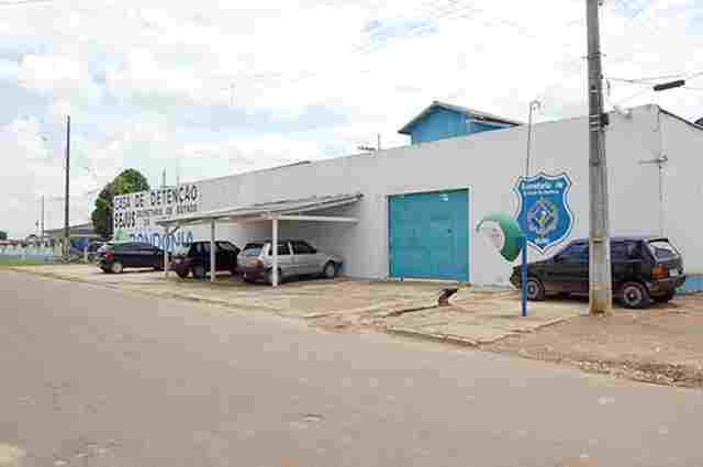 População reclama de problemas na Casa de Detenção