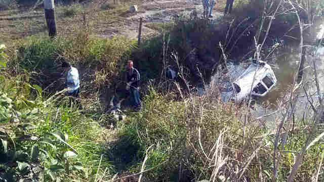 ACIDENTE GRAVE MATA MULHER E FERE OUTRAS QUATRO PESSOAS NA BR-364