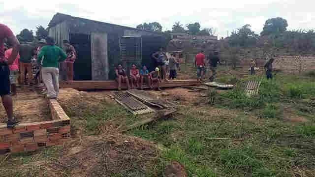 APÓS RESISTÊNCIA, FAMÍLIAS SÃO RETIRADAS DE ÁREA INVADIDA NA CAPITAL; Vídeo