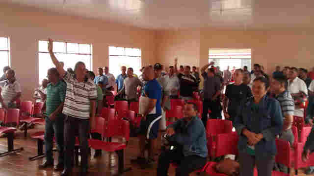 Motorista e cobradores rejeitam proposta das empresas e indicativo de greve é mantido