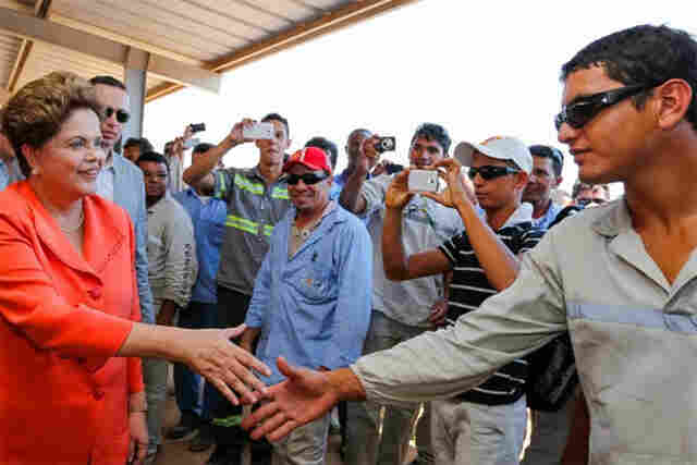 Dilma diz que Transposição deve seguir o rito da Lei