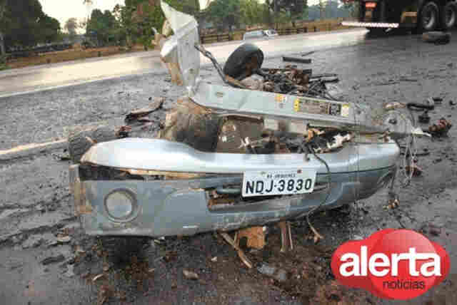 DOIS MORREM EM GRAVÍSSIMO ACIDENTE NA BR-364