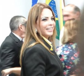 Para Scheilla Cassol, aprovar Pec 300 é uma questão de Justiça