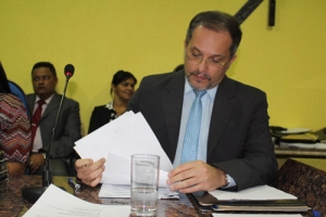 Sid Orleans denuncia exoneração de agentes