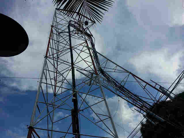 TEMPORAL CAUSA MAIS DESTRUIÇÃO NA CAPITAL E DERRUBA TORRE DA REDE TV