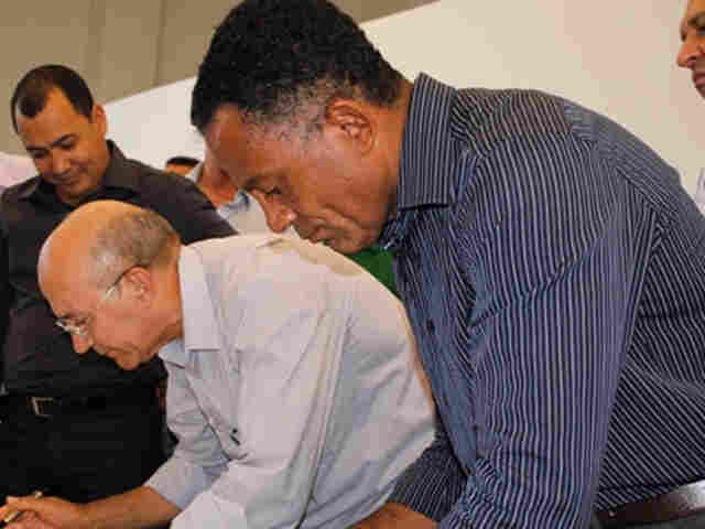 CONFÚCIO ENTRA NA JUSTIÇA PARA RECOLHER JORNAIS COM DELAÇÃO DE JOSÉ BATISTA; TRE MANTEVE PUBLICAÇÃO ON LINE