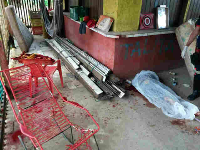 Jovem é assassinado com várias facadas na Capital