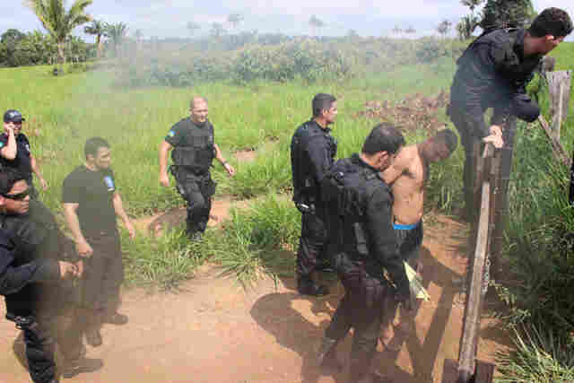 AGENTES AGEM RÁPIDO E FRUSTRAM TENTATIVA DE FUGA DA COLÔNIA PENAL