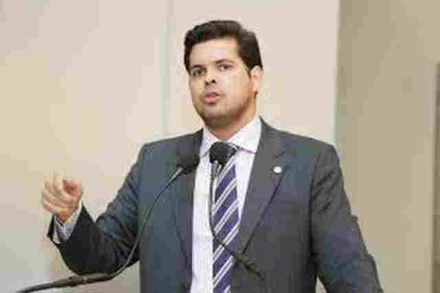 Deputado Jean Oliveira nega declaração de Batista e o chama de mentiroso  e leviano