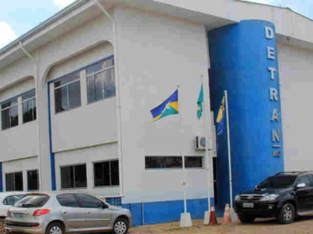 COM LEI 3399, DETRAN ABRIU MERCADO DE PLACAS E ACABOU COM CARTEL FAMILIAR; ATÉ JUSTIÇA GARANTIU LEGALIDADE