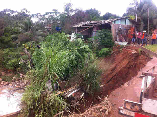 Estrada do Belmont é interditada após desmoronamento