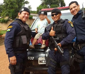 Mulheres são presas após abandonarem filhos para irem a festas