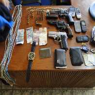 Ação conjunta da PM e Policia Civil prende quadrilha e apreende três armas e diamantes