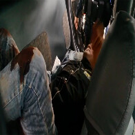 VÍDEO MOSTRA SOFRIMENTO DE AGENTE AO CHEGAR BALEADO AO JOÃO PAULO II; SERVIDOR PEDE PARA SER LEVADO NO COLO MAS NÃO É ATENDIDO