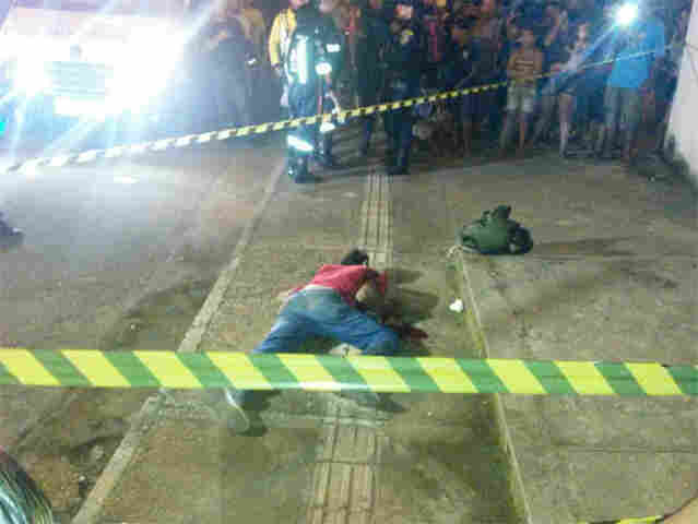 MENOR DE 16 ANOS MATA HOMEM A FACADAS NA CAPITAL