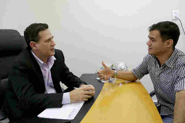 Deputado Maurão de Carvalho e Expedito Neto discutem trabalho em parceria