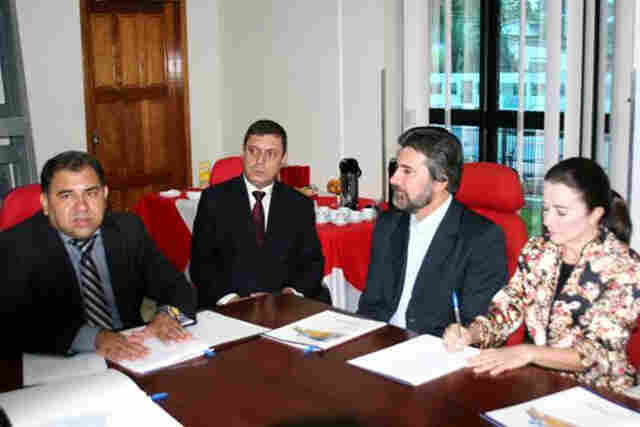 Emenda orçamentária de 10 milhões é tema de reunião de juízes federais com bancada parlamentar