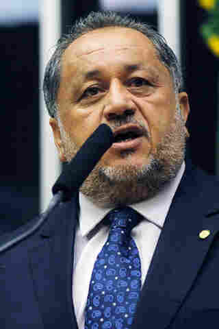 Luiz Cláudio discursa na Câmara em defesa do Estado e do homem do campo