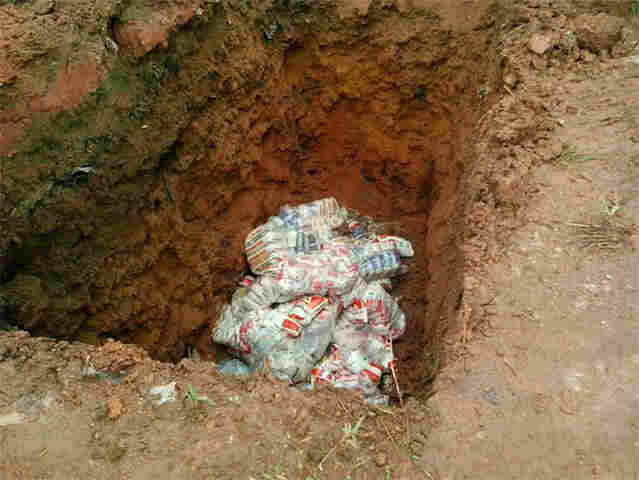 Três toneladas de alimentos apreendidos em 2014 foram destruídas nesta terça-feira